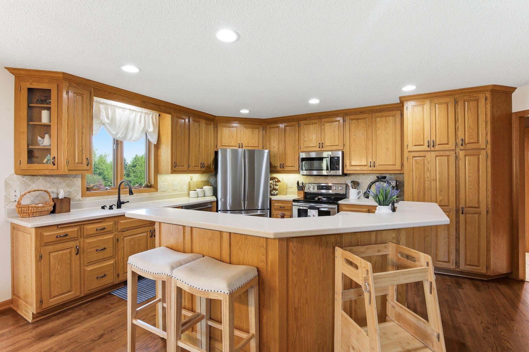 16-web-or-mls-5296-Salem-Ln-16.jpg