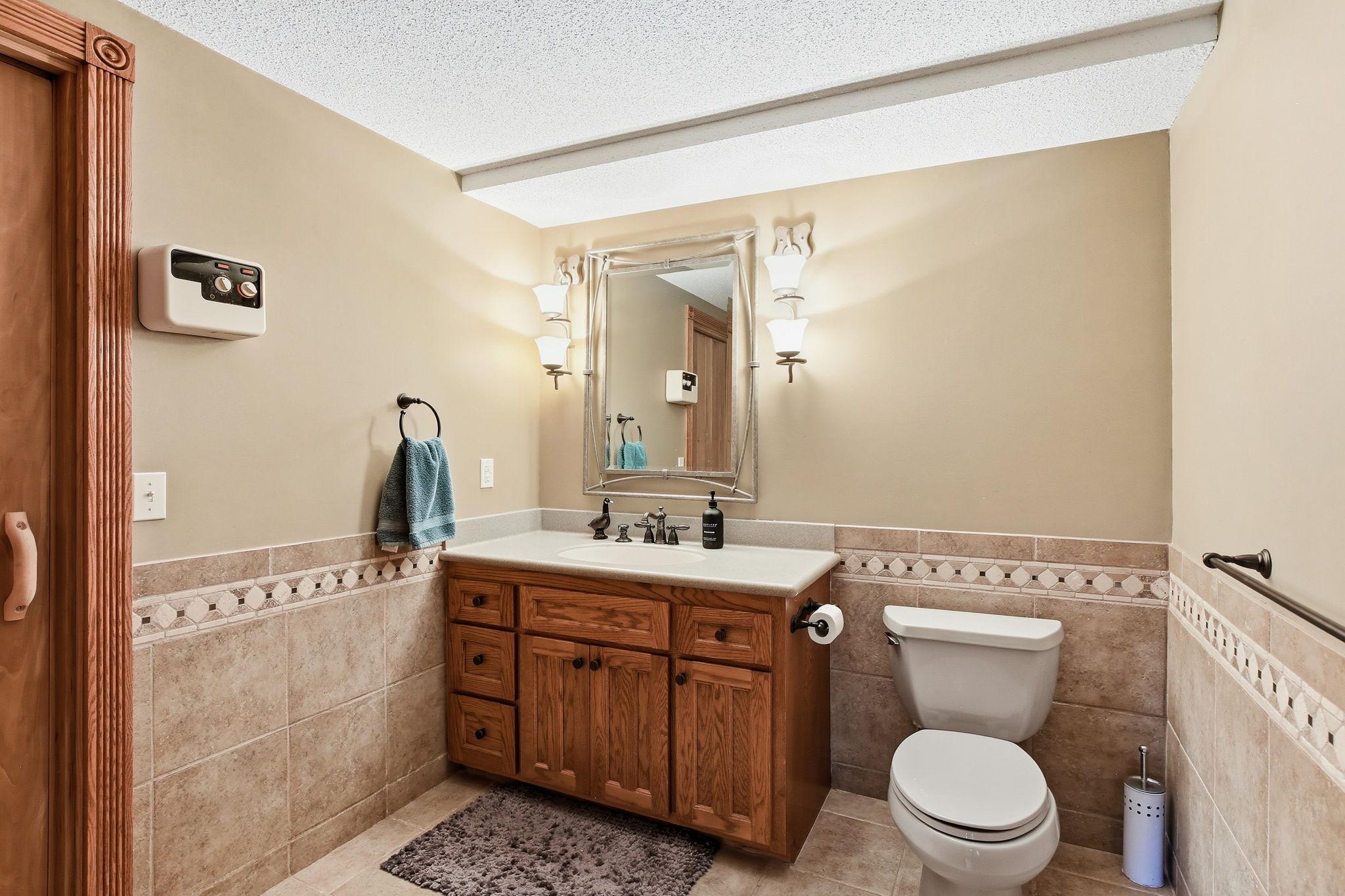 49-web-or-mls-5296-Salem-Ln-49.jpg