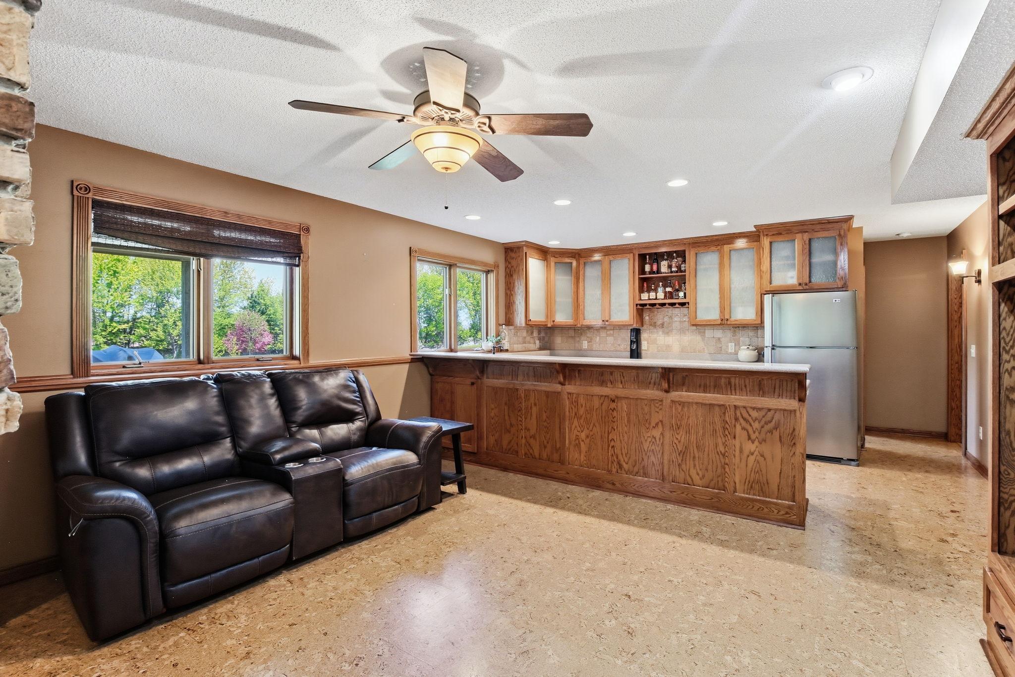 42-web-or-mls-5296-Salem-Ln-42.jpg