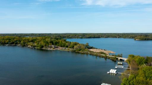 1444 Baldur Park Road, Wayzata, MN 55391