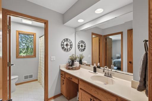 600 River Road W, Delano, MN 55328