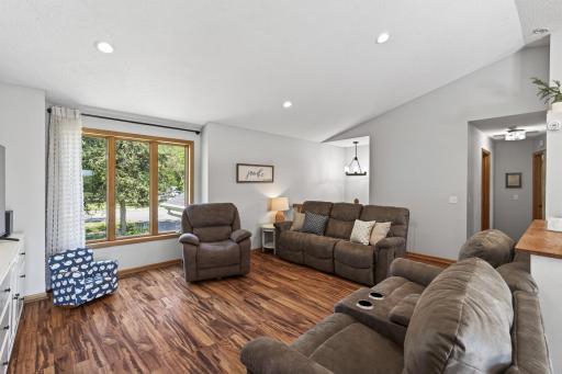600 River Road W, Delano, MN 55328