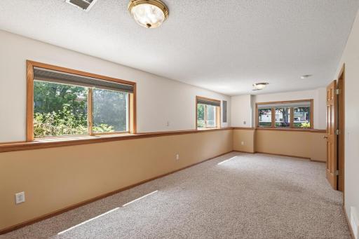600 River Road W, Delano, MN 55328