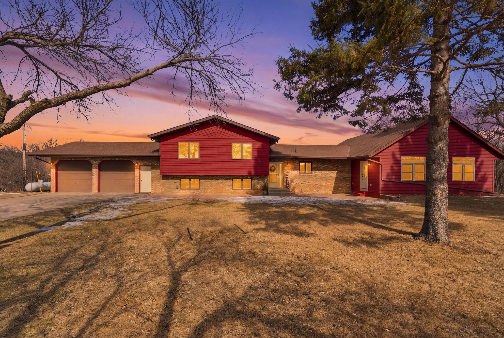 22364 45th Ave, St. Augusta MN