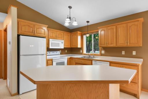 646 7th Avenue S, Sartell, MN 56377