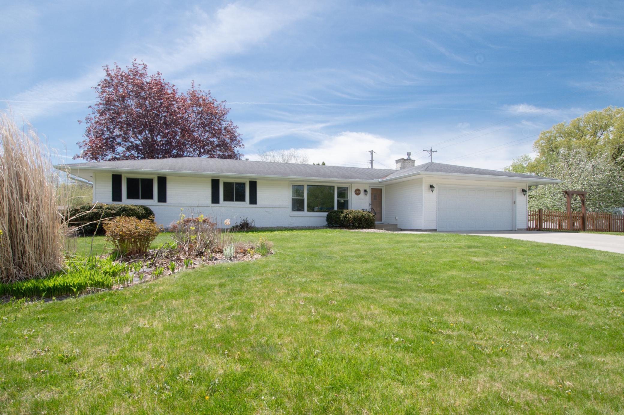 Welcome to 2403 Inca Lane in New Brighton.