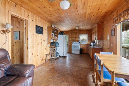 2014 W Frazer Bay Road, Cook, MN 55723