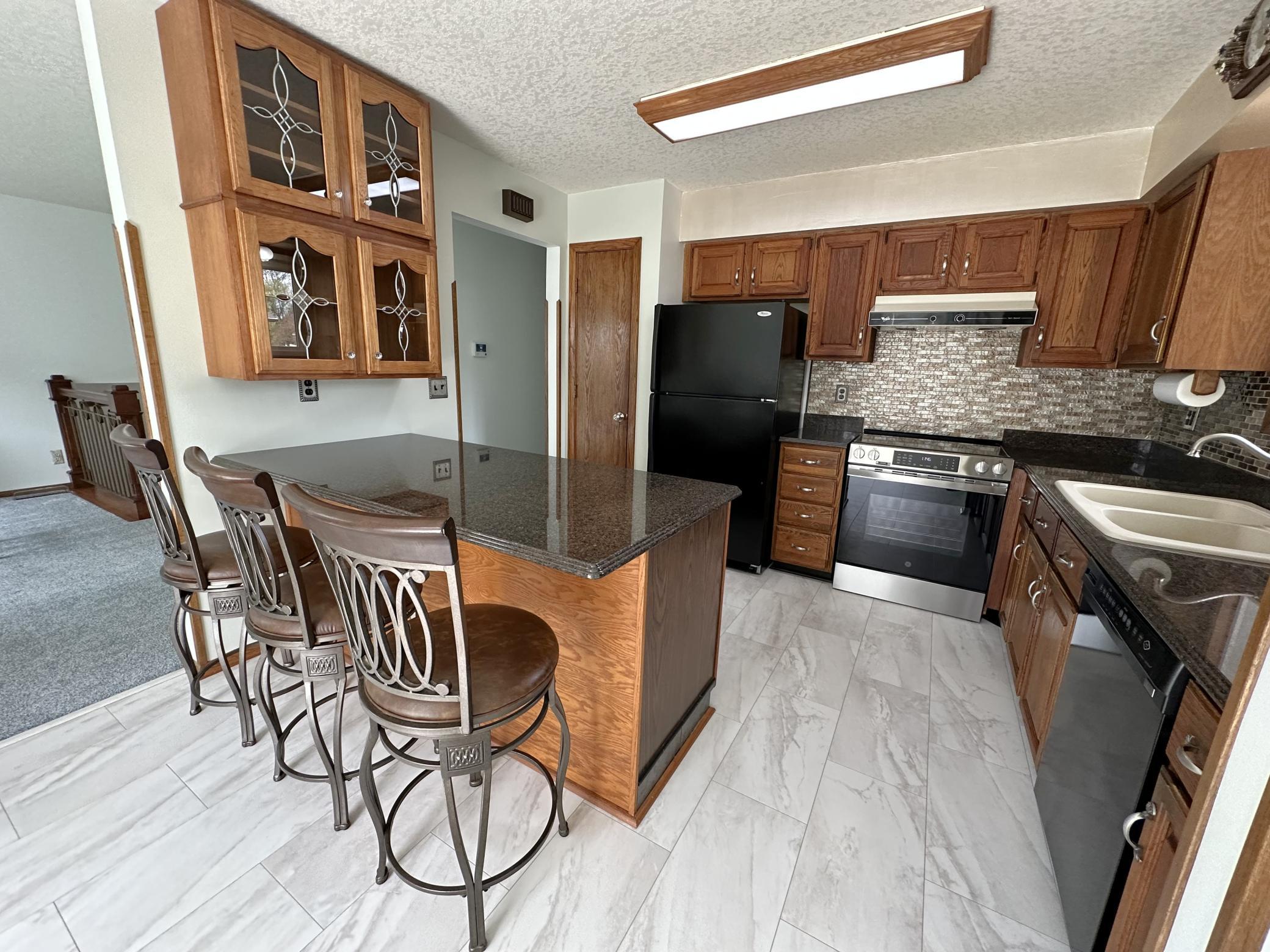Breakfast Bar Seating, New Oven 2026