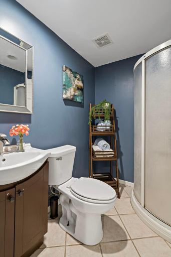 8600 Pineview Lane N, Maple Grove, MN 55369