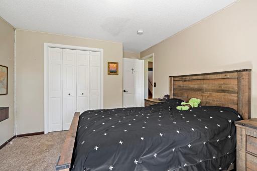 8600 Pineview Lane N, Maple Grove, MN 55369