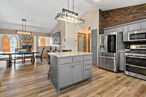 8600 Pineview Lane N, Maple Grove, MN 55369