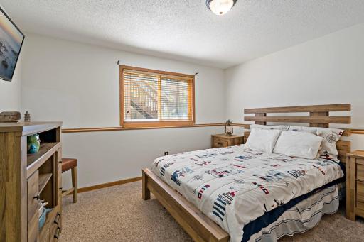 8600 Pineview Lane N, Maple Grove, MN 55369