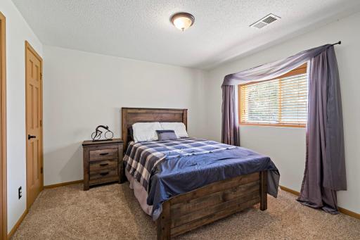 8600 Pineview Lane N, Maple Grove, MN 55369