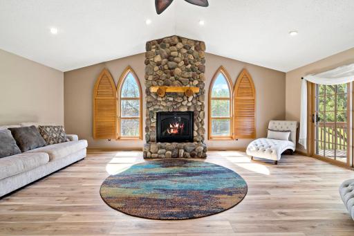 8600 Pineview Lane N, Maple Grove, MN 55369