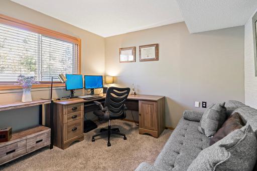 8600 Pineview Lane N, Maple Grove, MN 55369
