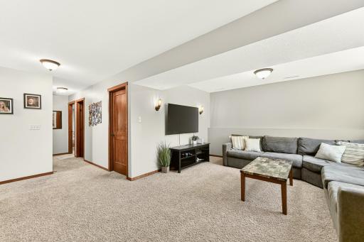 4553 Arctic Fox Road NW, Rochester, MN 55901