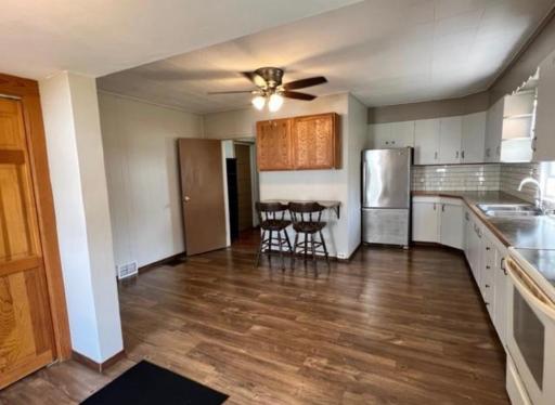 317 Minnesota Avenue E, Sebeka, MN 56477
