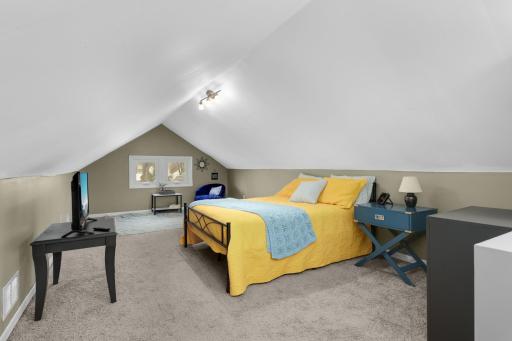 4043 Russell Avenue N, Minneapolis, MN 55412