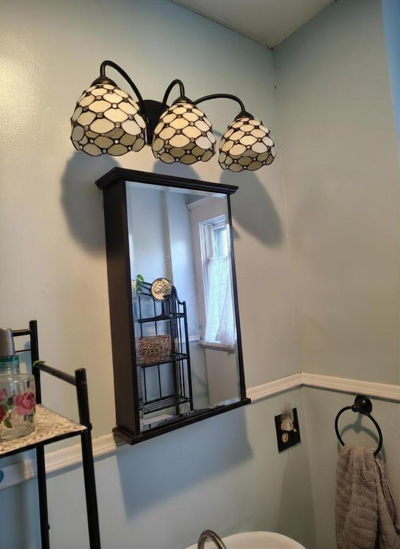 Upstairs Bath