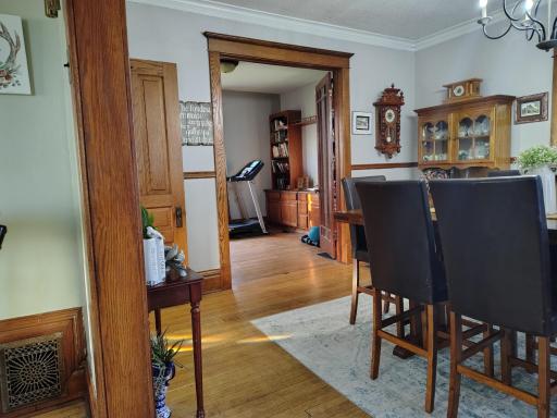 112 N 4th Street, Montevideo, MN 56265