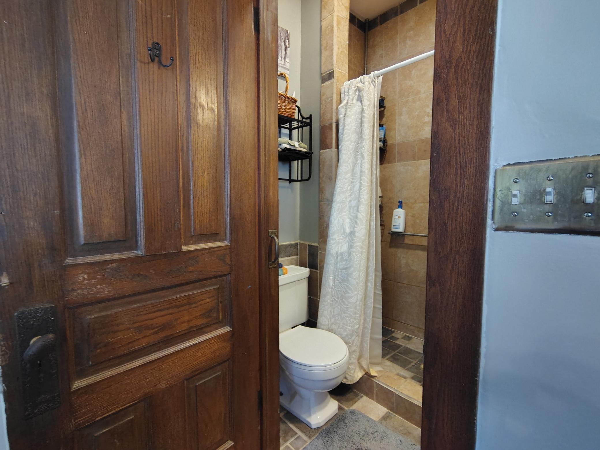 Main 3/4 Bath