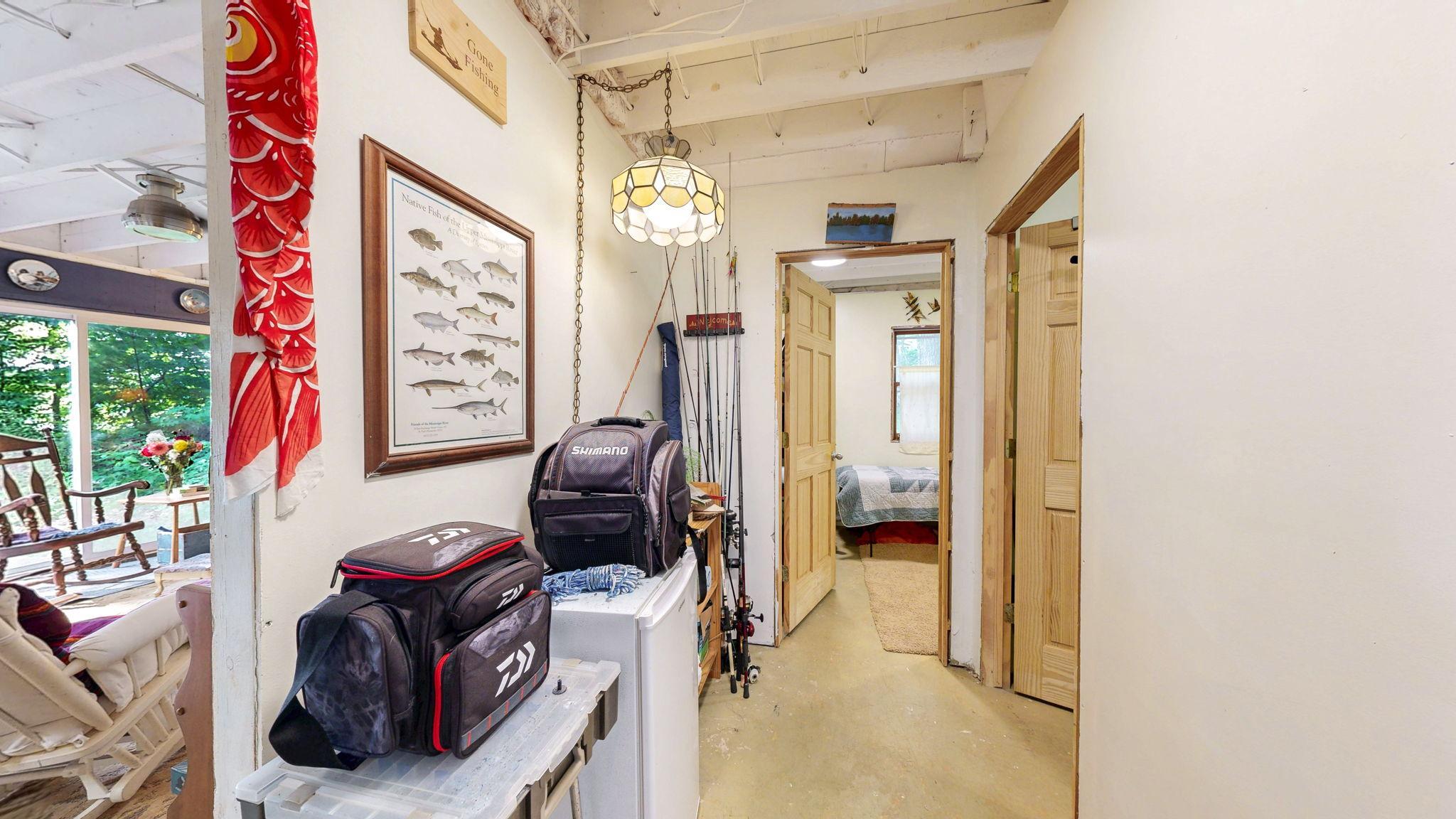 Hallway/Fishing corner