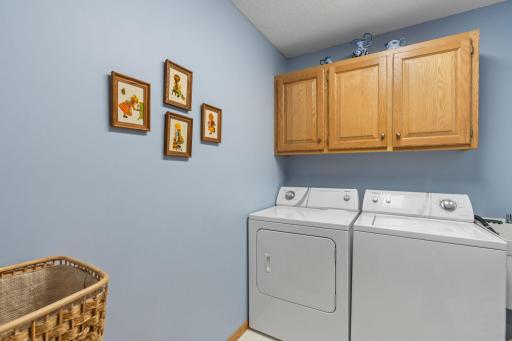 57-web-or-mls-290 Shoreview Estates-57.jpg