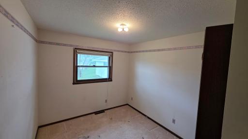 806 N 29 Street N, Fargo, ND 58102