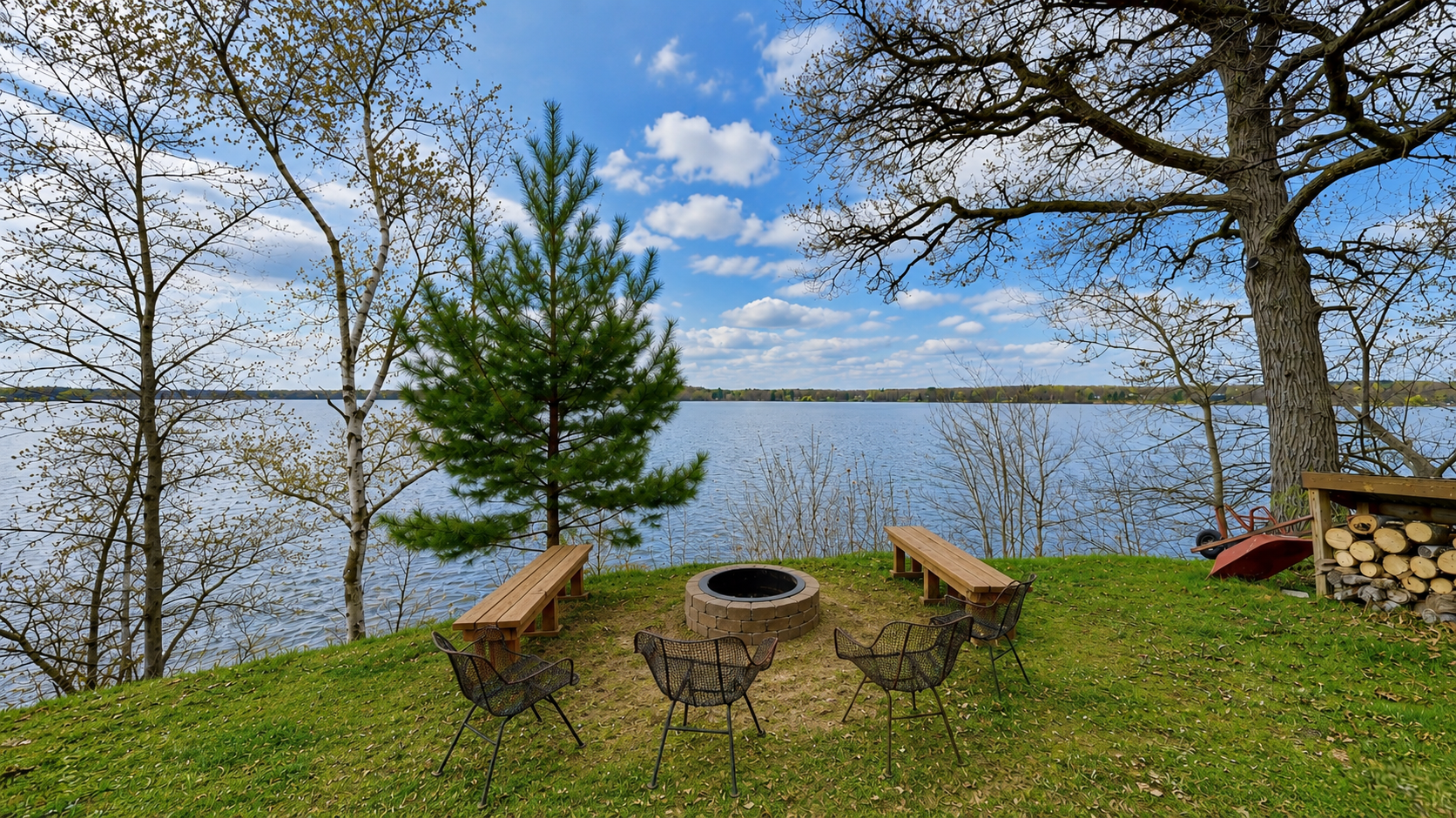 New Firepit overlooking the lake