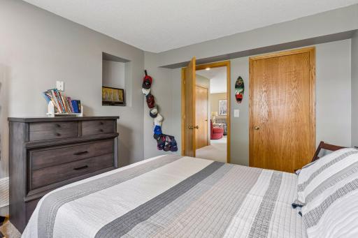 658 Lois Lane, Circle Pines, MN 55014