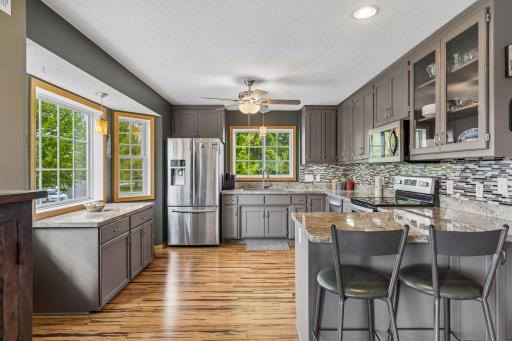 658 Lois Lane, Circle Pines, MN 55014