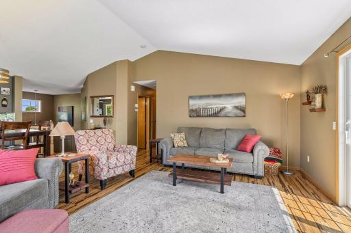 658 Lois Lane, Circle Pines, MN 55014