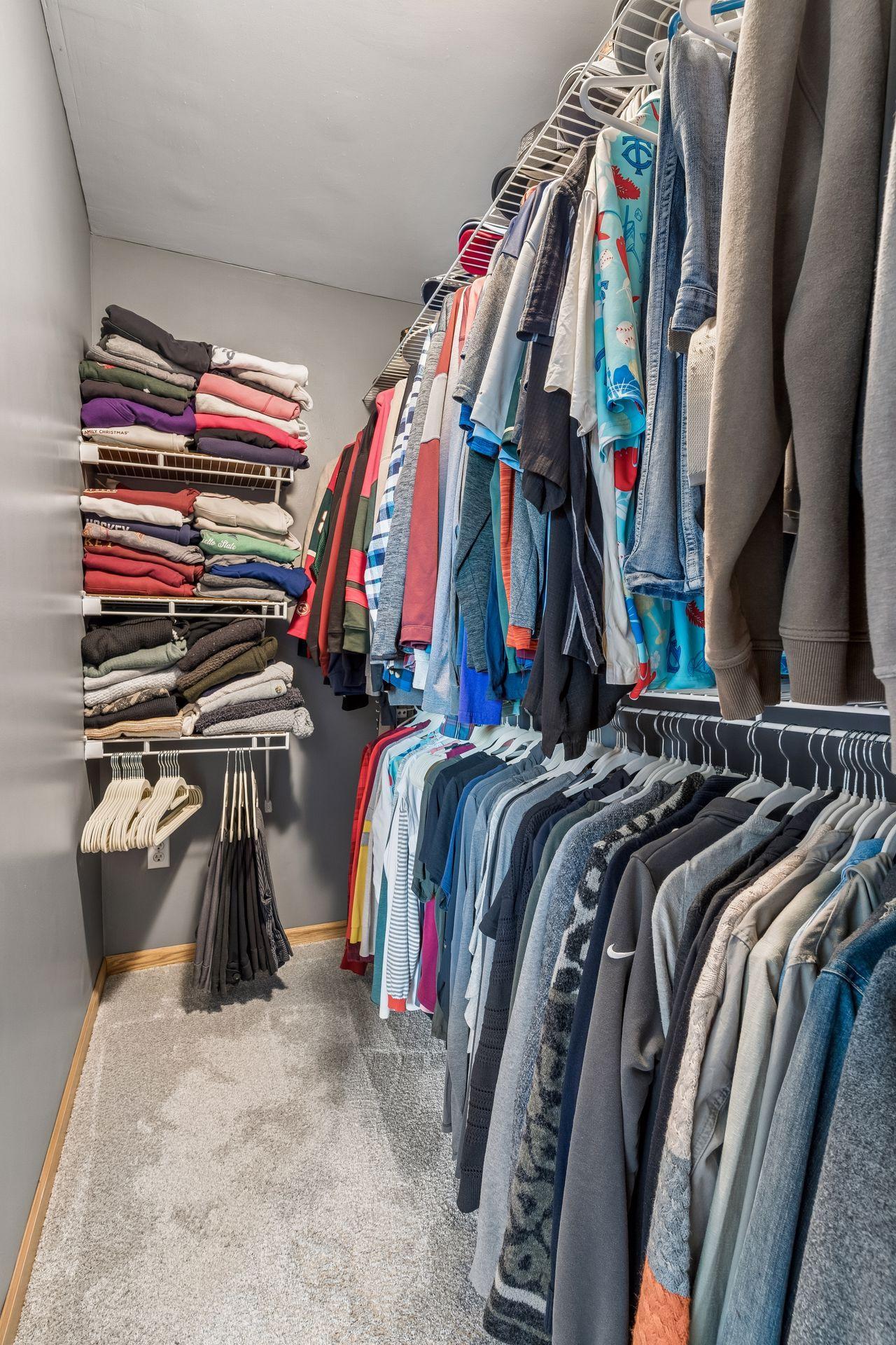Primary Bedroom/Closet - 658 Lois Lane