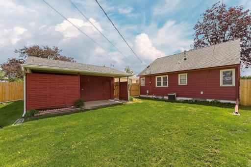 2031 17 1/2 Street NW, Rochester, MN 55901