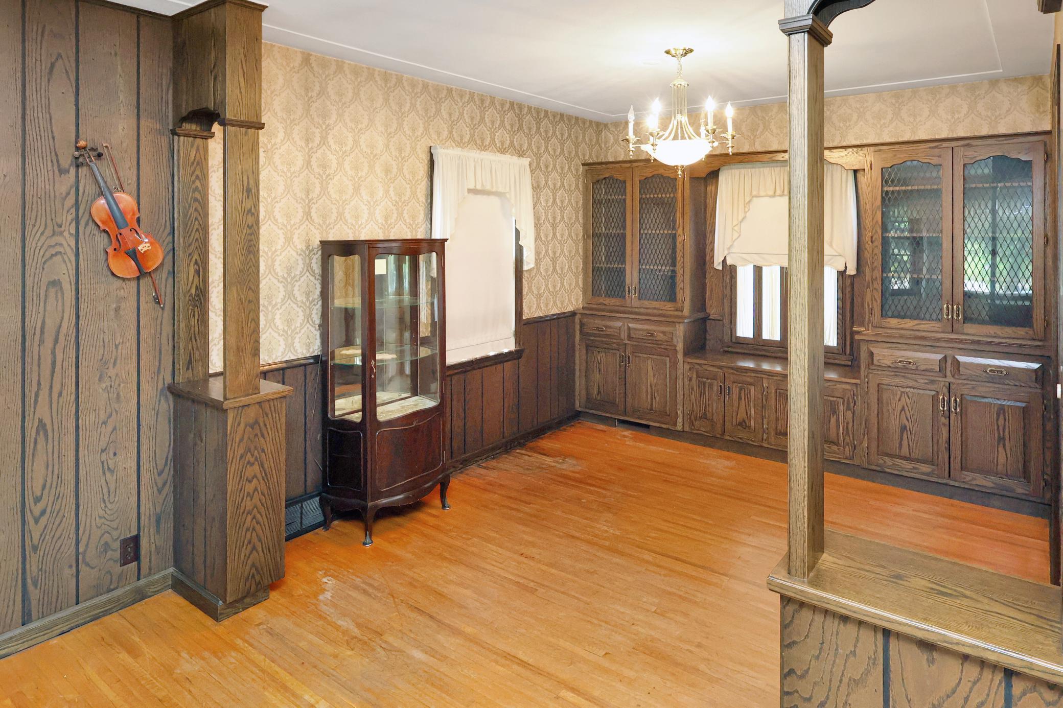 Formal dining room with built ins.