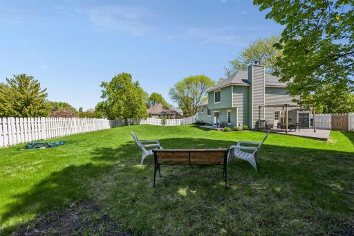 11283 49th Avenue N, Plymouth, MN 55442