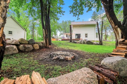 6104 24th Street N, Oakdale, MN 55128