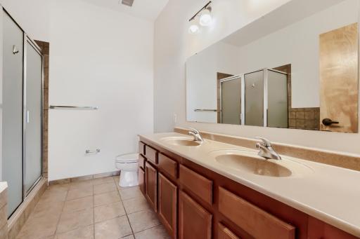 4730 Park Commons Dr 218 - Print Quality - 019 - 18 Bathroom.jpg