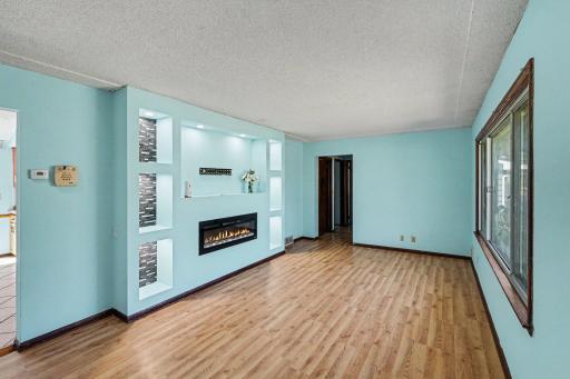 7617 Lee Avenue N, Minneapolis, MN 55443