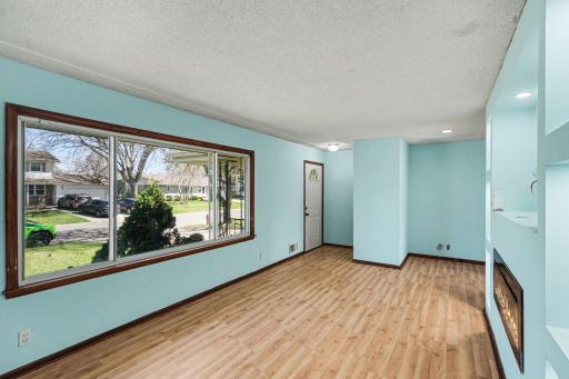 7617 Lee Avenue N, Minneapolis, MN 55443