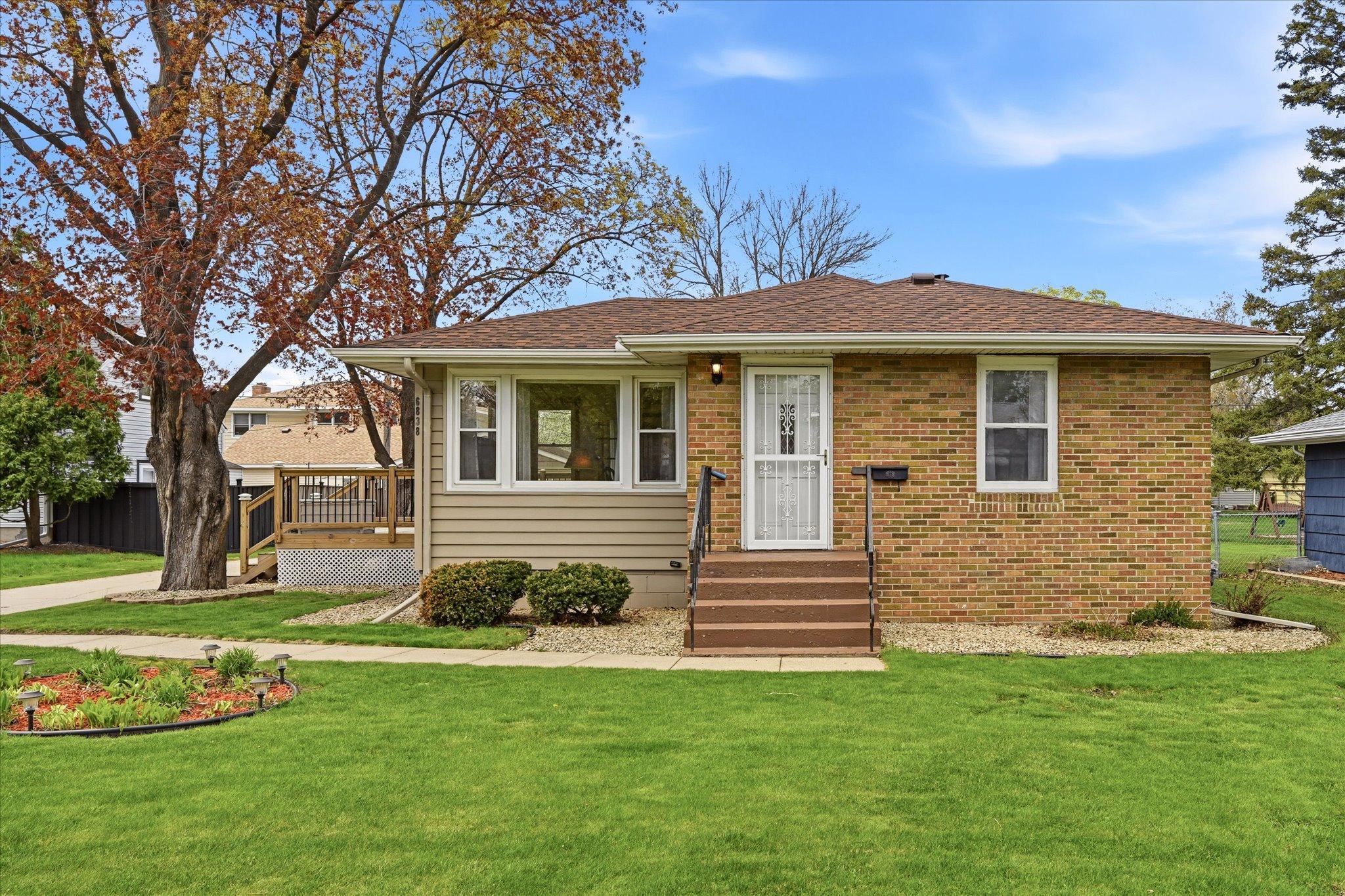 Front exterior has great curb appeal