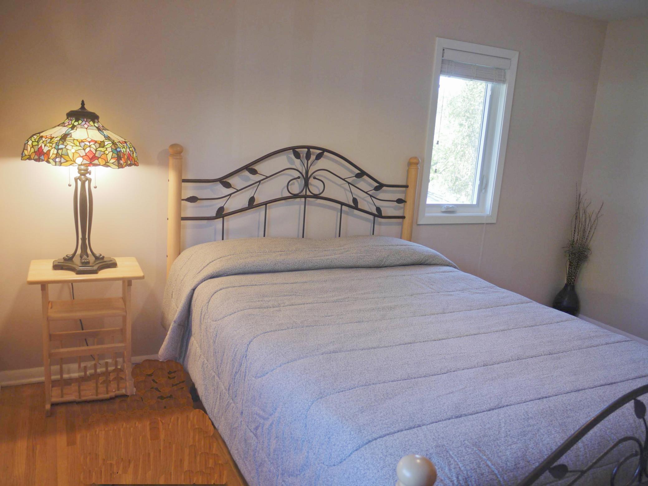 Cross view of 3rd bedroom showing East facing window.jpg