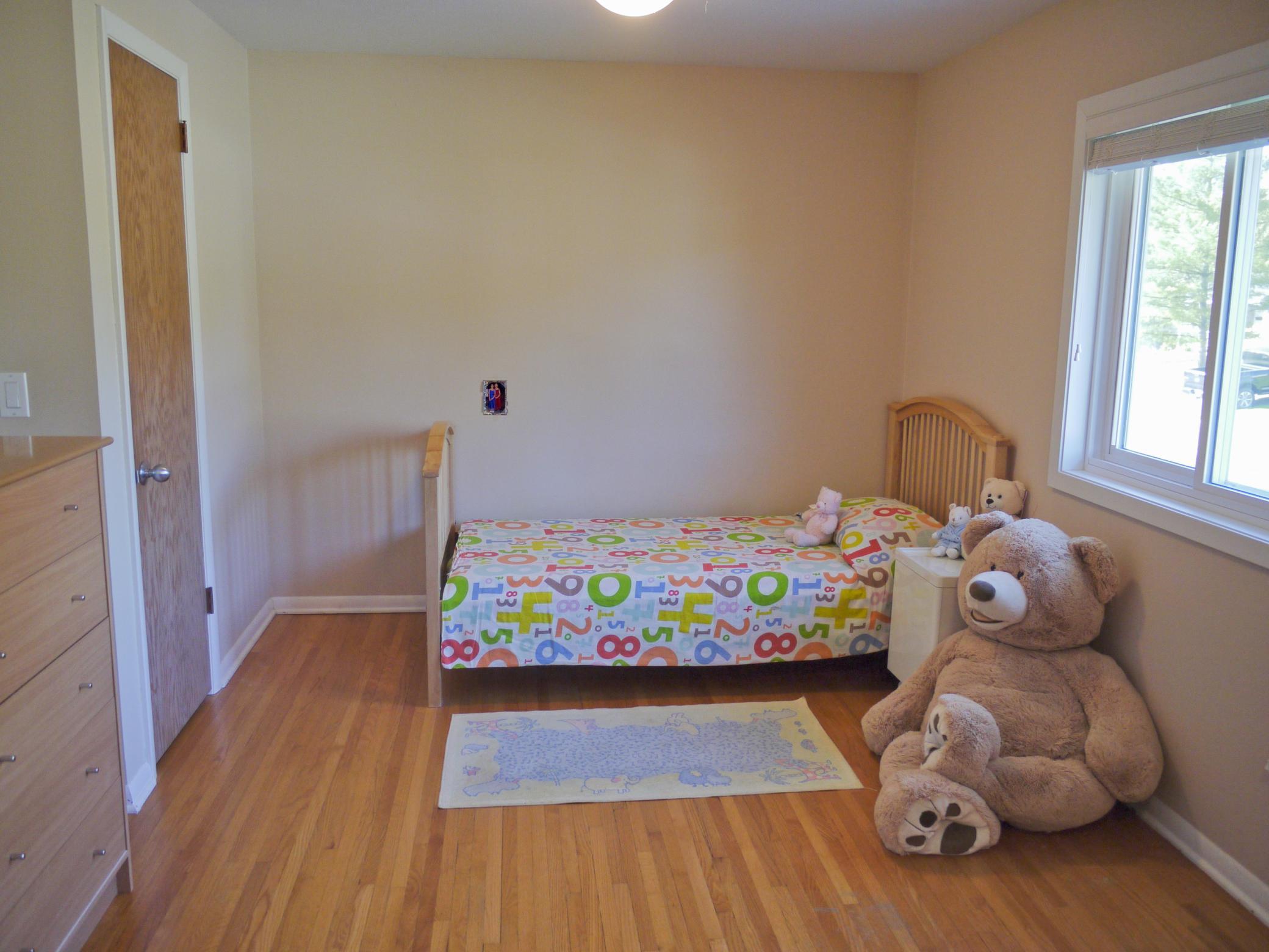 Long view of 2nd bedroom.jpg