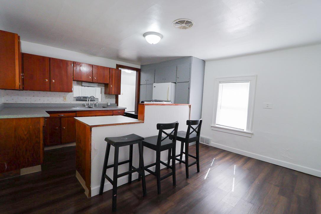 upper unit kitchen