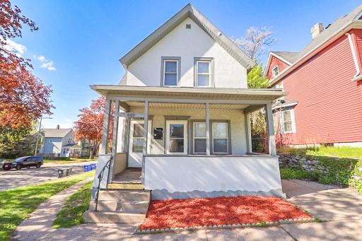 489 Whitall Street, Saint Paul, MN 55130