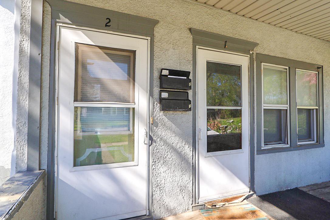 Front door entrance for both unit
