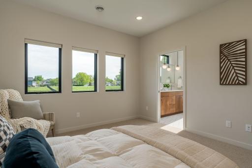 11 South Pointe Court, North Mankato, MN 56003
