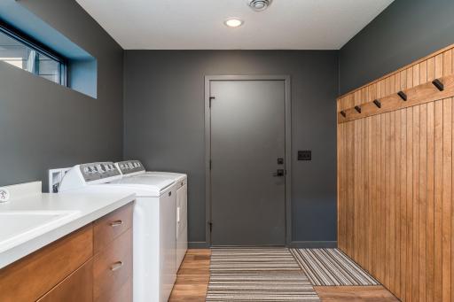 11 South Pointe Court, North Mankato, MN 56003