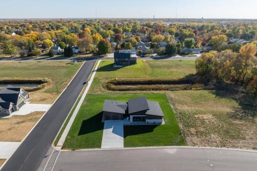 11 South Pointe Court, North Mankato, MN 56003