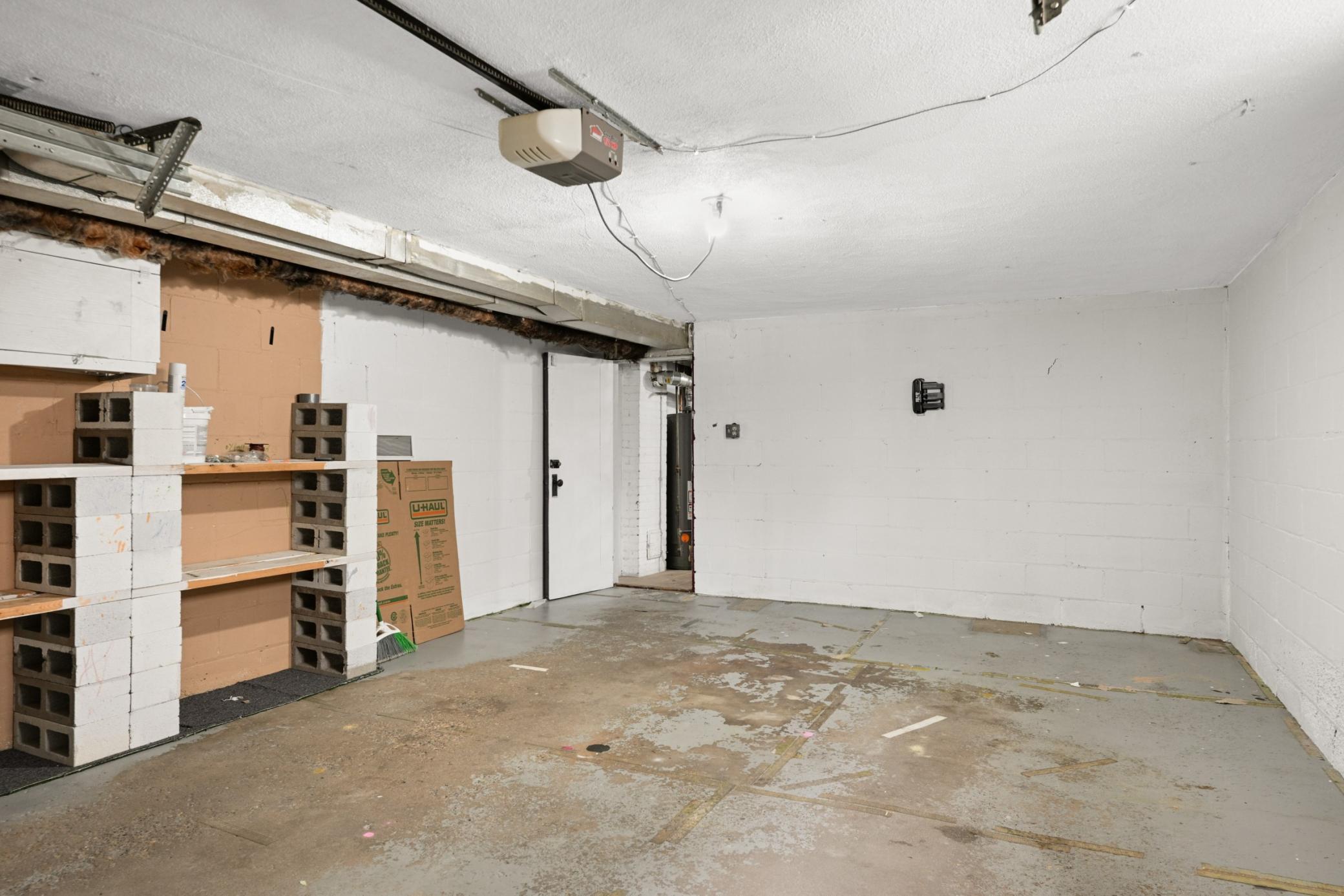 5830 garage2